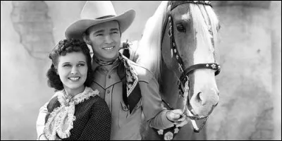 Qui interprète le rôle de Roy Rogers dans "Les Aventures de Roy Rogers" ?