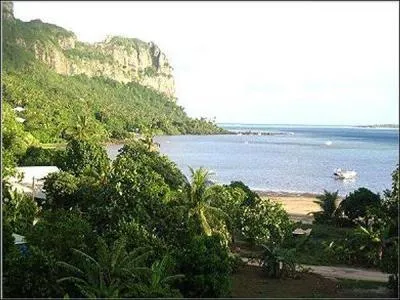 Quelle est la superficie de Maupiti ?