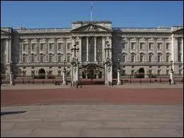 Comment s'appelle ce palais ?