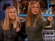 Soeur de Rachel, elle sortira avec Ross. C'est ... .