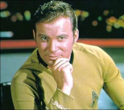 Je suis le capitaine de l'USS Enterprise :