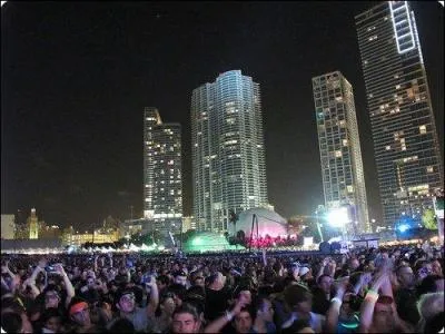 Dans quel tat amricain se trouve Miami ?