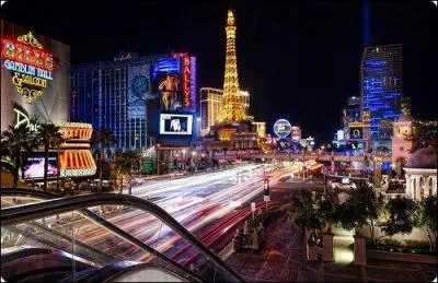 Las Vegas est situe au beau milieu d'un dsert :