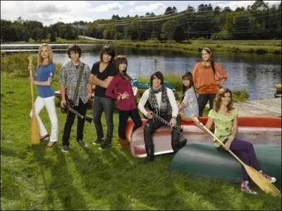 Dans quelle srie de Disney Channel peut-on apercevoir le groupe ?