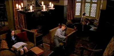 Quel est le PREMIER jeu jou par les enfants ?