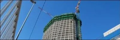 Le 21 octobre,  Marseille, un CRS avait 'tas' un sans-papiers prsent comme menaant et pass en comparution immdiate. Quelle dcision la justice a-t-elle rendue?