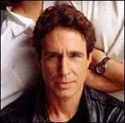 Comment s'appelle-t-il dans la vraie vie ?