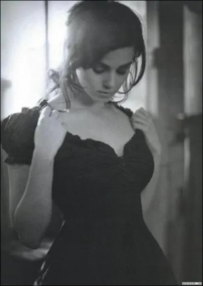 De qui Jenny tombe-t-elle amoureuse ?