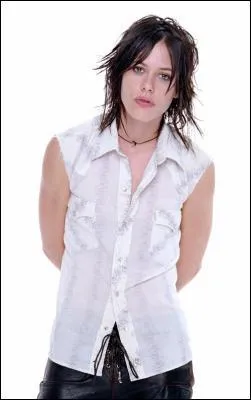 Dans le premier pisode, qui dit  Shane : 'Je t'ai laiss 5 messages' ?