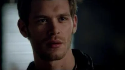 De quoi Klaus a-t-il besoin pour mettre fin  la maldiction ?