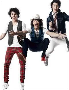 Comment s'intitule leur 1er album ?