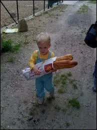 Monsieur et Madame CHERCHERDUPAIN ont un garon membre de Quizz.biz. Comment s'appelle-t-il ?