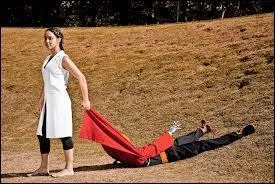 A qui est ce cosplay (la fille) ?