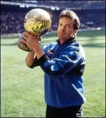 Lothar Matthus a t lu Ballon d'or en 1990. Ce joueur est connu pour ses nombreux buts du ct de quelle(s) quipe(s) ?