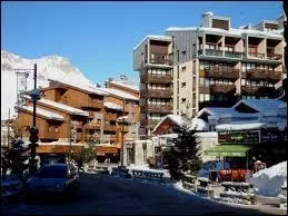 Je vais passer es prochaines vacances d'hiver  Tignes (rgion Rhne-Alpes). Je serai donc dans le dpartement ...