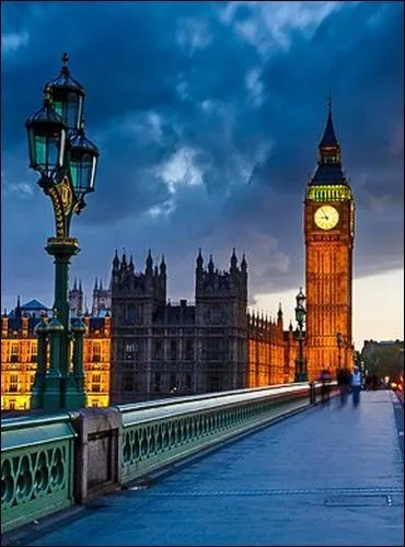 Ce dernier n'est cependant pas trs inquiet quant  sa disparition, car tout semble indiquer qu'Owen est parti  :