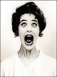 Quelle genre de bestiole Patrick introduit-il dans le vagin de l'une de ses victimes ?