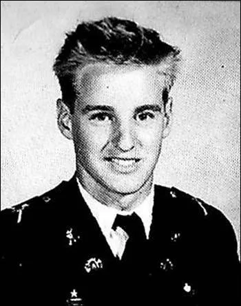 Mes frres sont aussi des acteurs, j'ai mme t  Hutch , compagnon de  Starsky  !