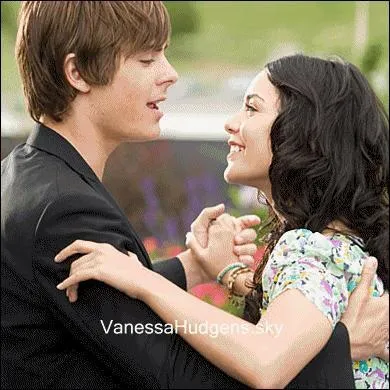 Combien de chansons chantent ensemble Troy et Gabriella dans HSM 3 ?
