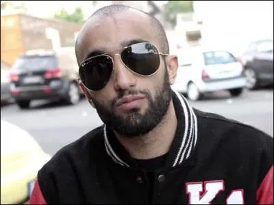 Comment s'appelle ce rappeur ?