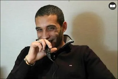 Comment s'appelle ce rappeur ?