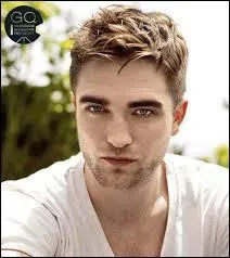 Cet homme joue le rle de :