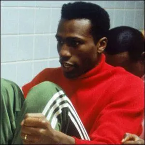 Comment s'appelle Lon Robinson dans le film ?