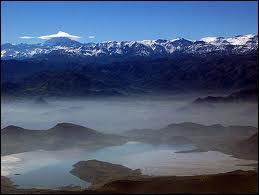 La Cordillre des Andes est une chane de montagnes se situant en Amrique du Sud :