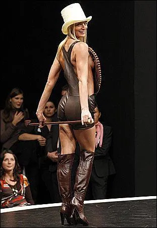 Elle vous botte ? Qui est-elle ?