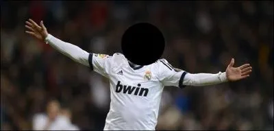 Qui est ce joueur cach ?