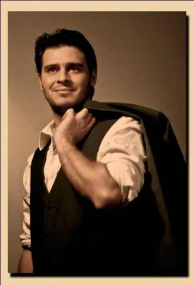 Comment se prnomme son frre ?