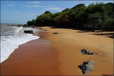 Quelle est la prfecture de la Guyane, dpartement se situant au nord-est de l'Amrique du Sud ?