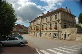 Nous traversons la commune de Rolampont (Champagne-Ardenne). Elle se situe dans le dpartement n ...