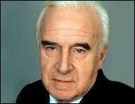 Juillet : Quel film n'a PAS été réalisé par Claude Sautet ?