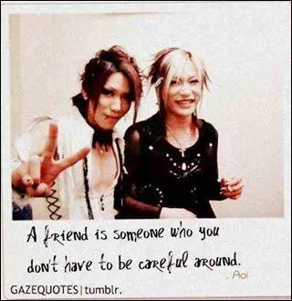 Qui sont les deux guitaristes du groupe ?