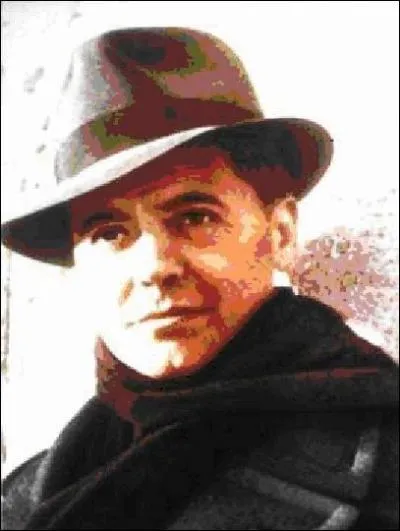 Il a été une des figures de la Résistance française, chef du CNR. Il a été arrêté par le SS Klaus Barbie. On ne connaît pas les conditions exactes de sa mort. Il a été dit pour son entrée au Panthéon : " Entre ici, « xx », avec ton terrible cortège. Avec ceux qui sont morts dans les caves sans avoir parlé, comme toi; et même, ce qui est peut-être plus atroce, en ayant parlé... ".
Qui est-ce ?