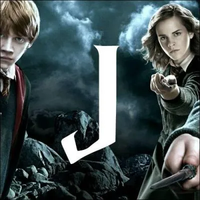 J. Au Quidditch, qu'est-ce qui est de couleur jaune ?