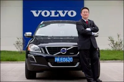 Quel groupe asiatique rachte t-il Volvo Cars entre 2009 et 2010 ?