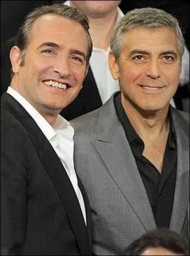 George Clooney a jou avec Jean Dujardin dans le film :