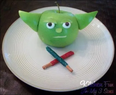 Encore une ide gniale, d'une maman trs astucieuse. Ce Yoda qui a perdu ses rides est fait en quoi ?