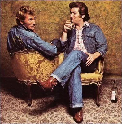 Qui a interprt  Le soleil se lve  l'Est , chanson de la bande originale d'un feuilleton de la tlvision franaise diffus en 1974 ?