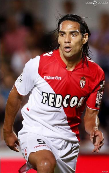 Quel est le nom de ce joueur ?