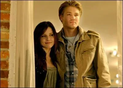 Lucas trompe brooke avec?