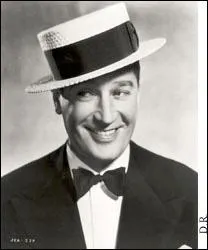 Quelle image, (8  14), s'associe  ce personnage ?