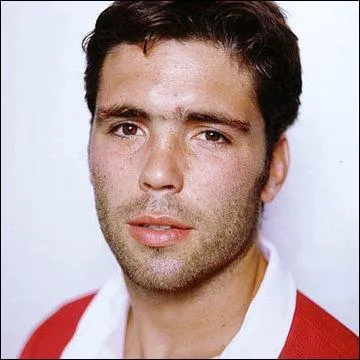 Dans quel club joue t il pendant la saison 2008 ?