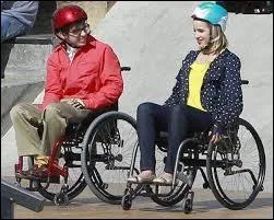 Dans quelle saison Quinn Fabray est-elle en fauteuil roulant ?