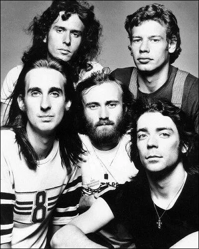 C'est  la suite de Peter Gabriel qu'il prit la tte de ce groupe, dont je ne me souviens plus du nom, mais que vous allez me rappeler !