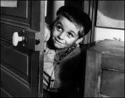  Si j'aurais su j'aurais pas venu !   Quel est le nom de ce personnage de  La Guerre des Boutons  ?