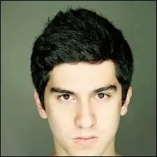 Dj va sortir avec ...