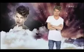 Par qui son secret a-t-il t dcouvert ?